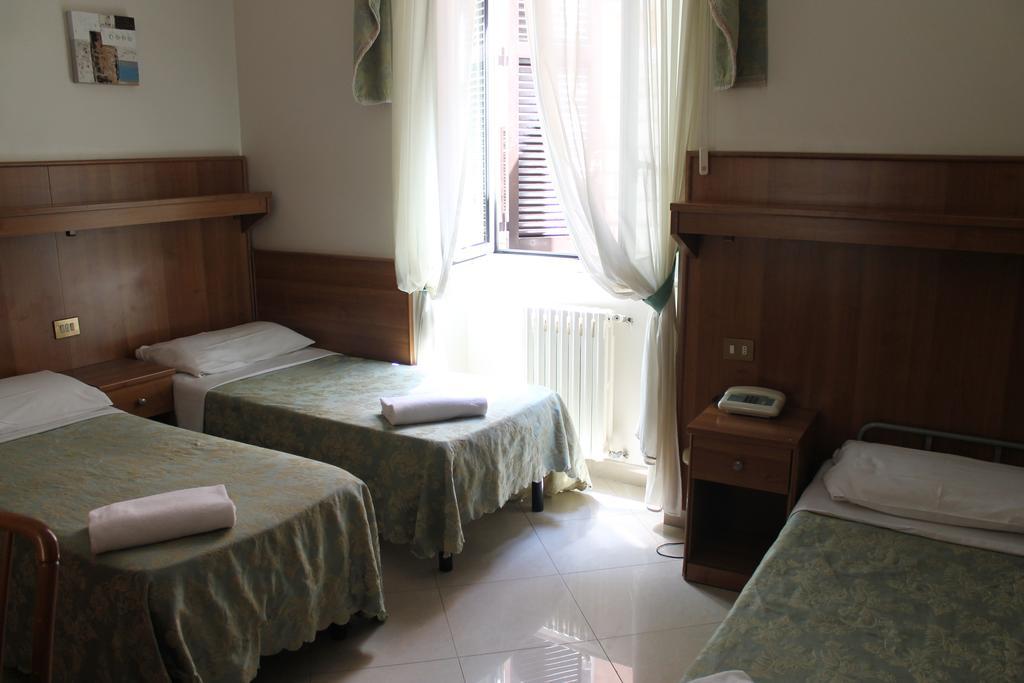 Hotel Papa Germano Roma Exterior foto