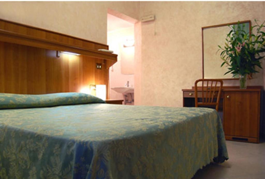 Hotel Papa Germano Roma Exterior foto