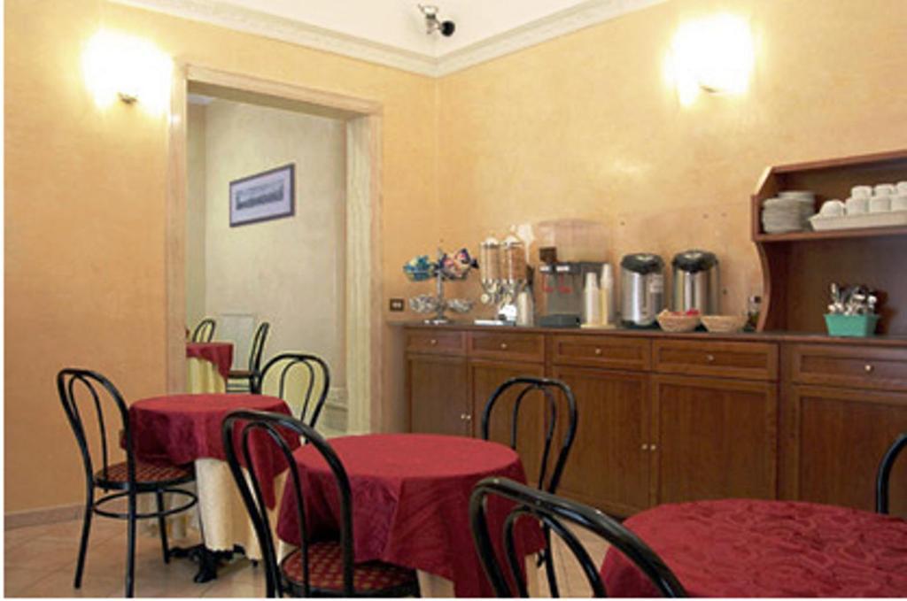 Hotel Papa Germano Roma Exterior foto