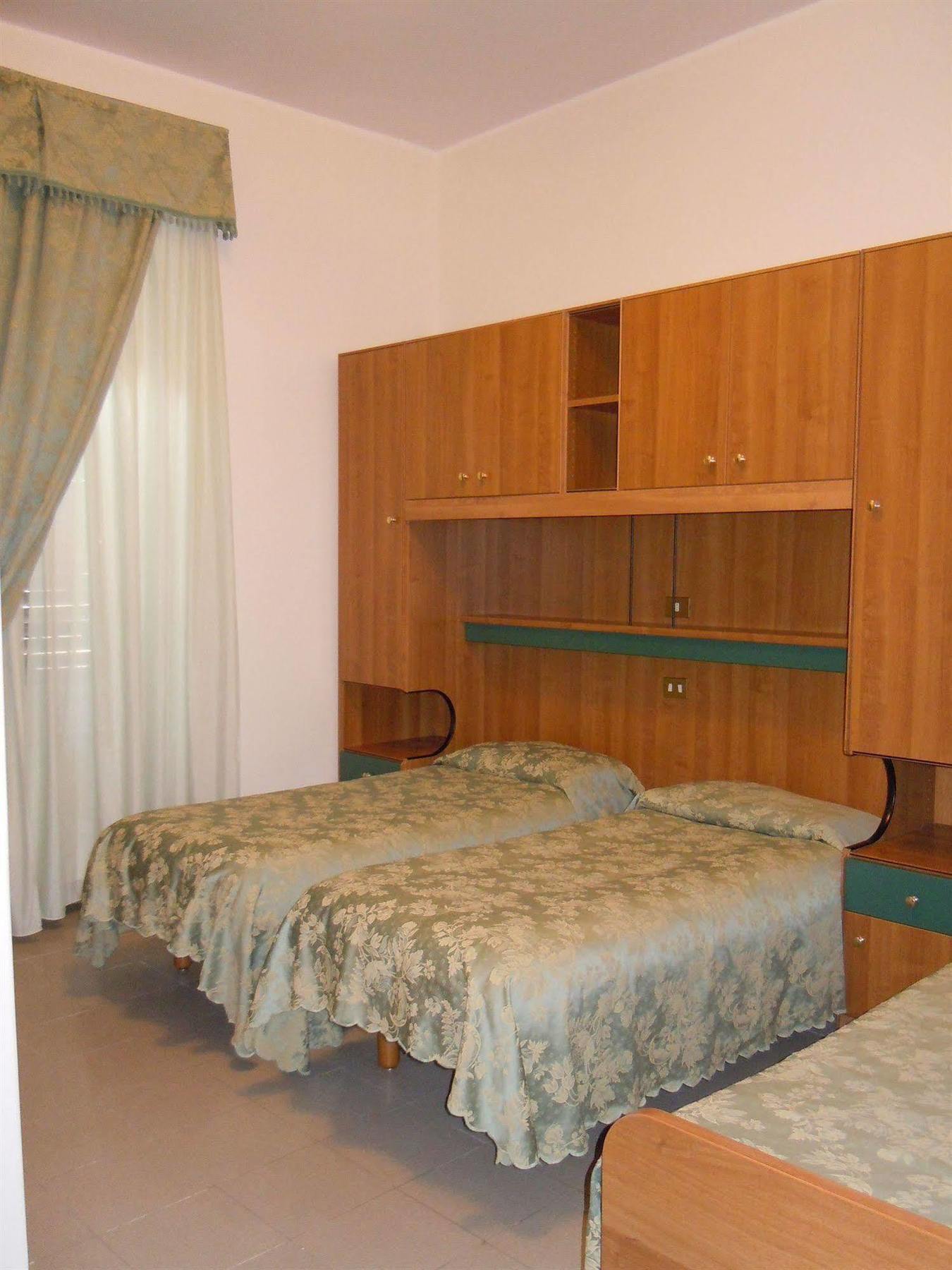Hotel Papa Germano Roma Exterior foto